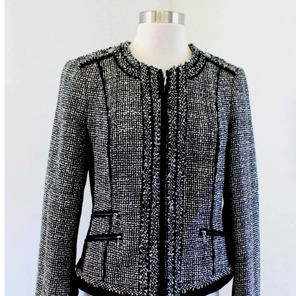 White House Black Market Tweed Collarless Zip Blazer / Jacket • Size: 4